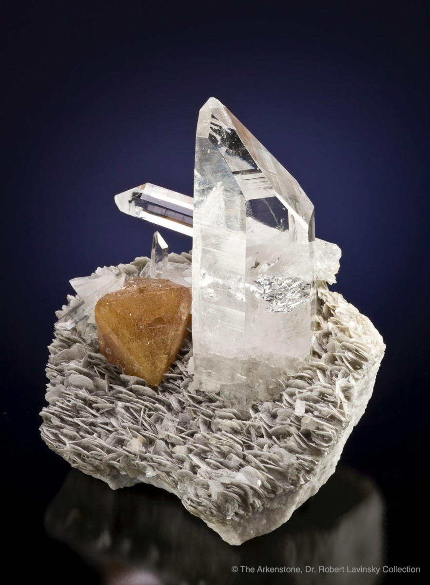 scheelite-quartz-mtxuebaoding-china-13cm-jb791-10